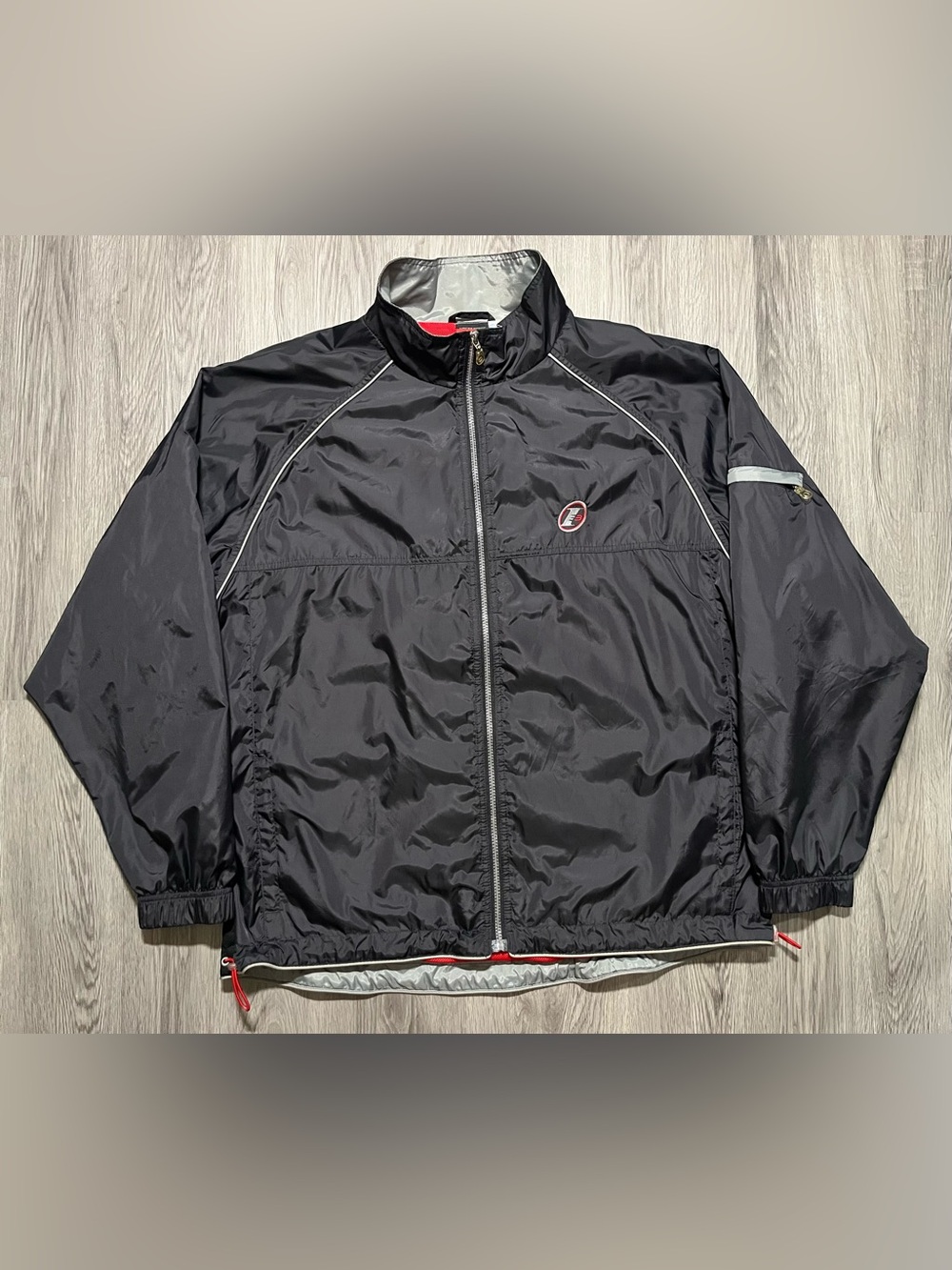 Vintage Y2K Allen Iverson Reebok limited edition zip up windbreaker jacket XL￼